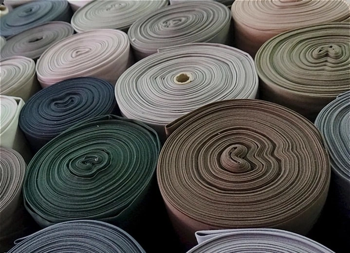 What Advantages Do Professional Activewear Manufacturers Bring to US Partners?