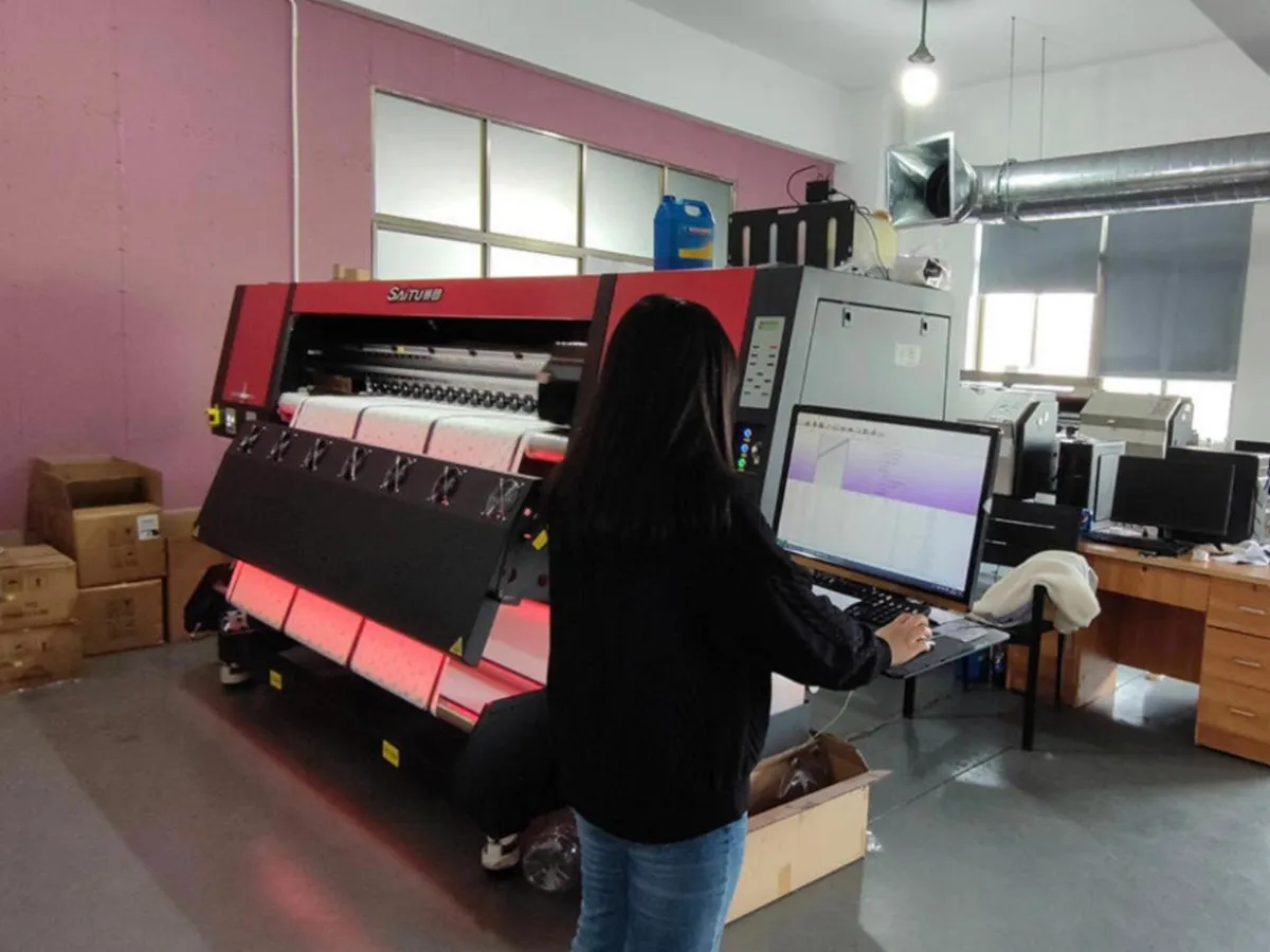 Small‑Batch Digital Printing Service From Trusted Custom apparel factory for New Clothing Brands